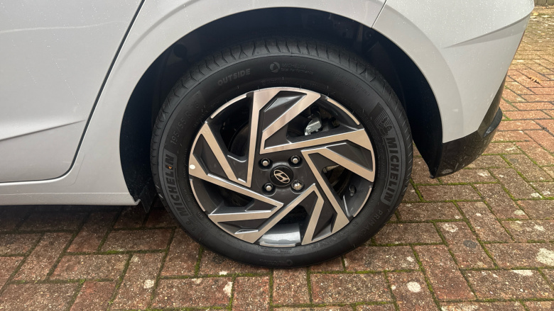 Hyundai i20 1.0T GDi Advance [Nav] 5dr DCT Petrol Hatchback